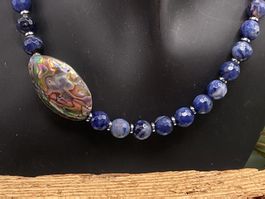 Collier Sodalith, facettiert mit Pauamuschel