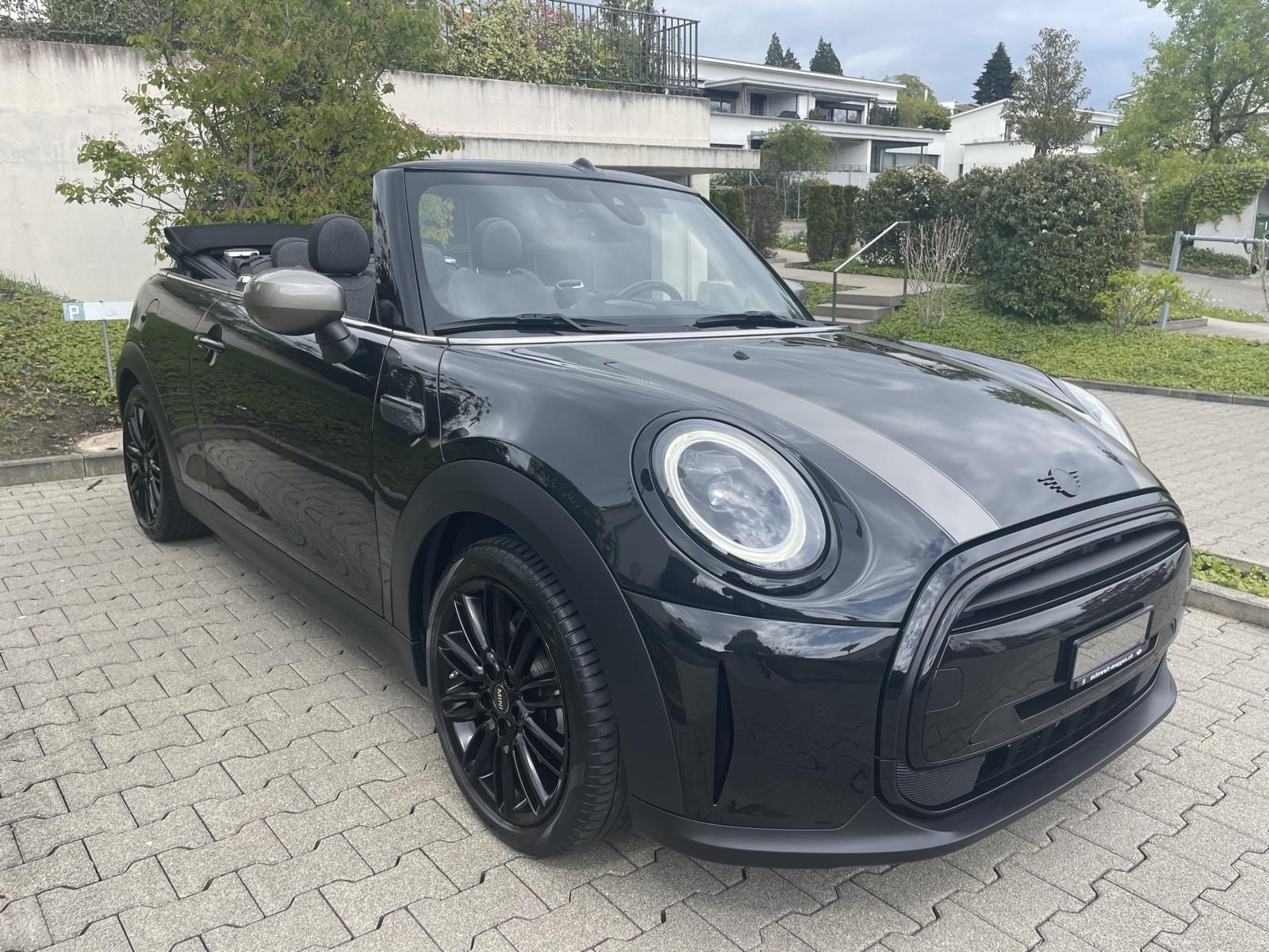 Mini Automobili: Mini Cooper Cabrio 2023 - Black Edition – Usato da Egnach venduto da Thankyou 1