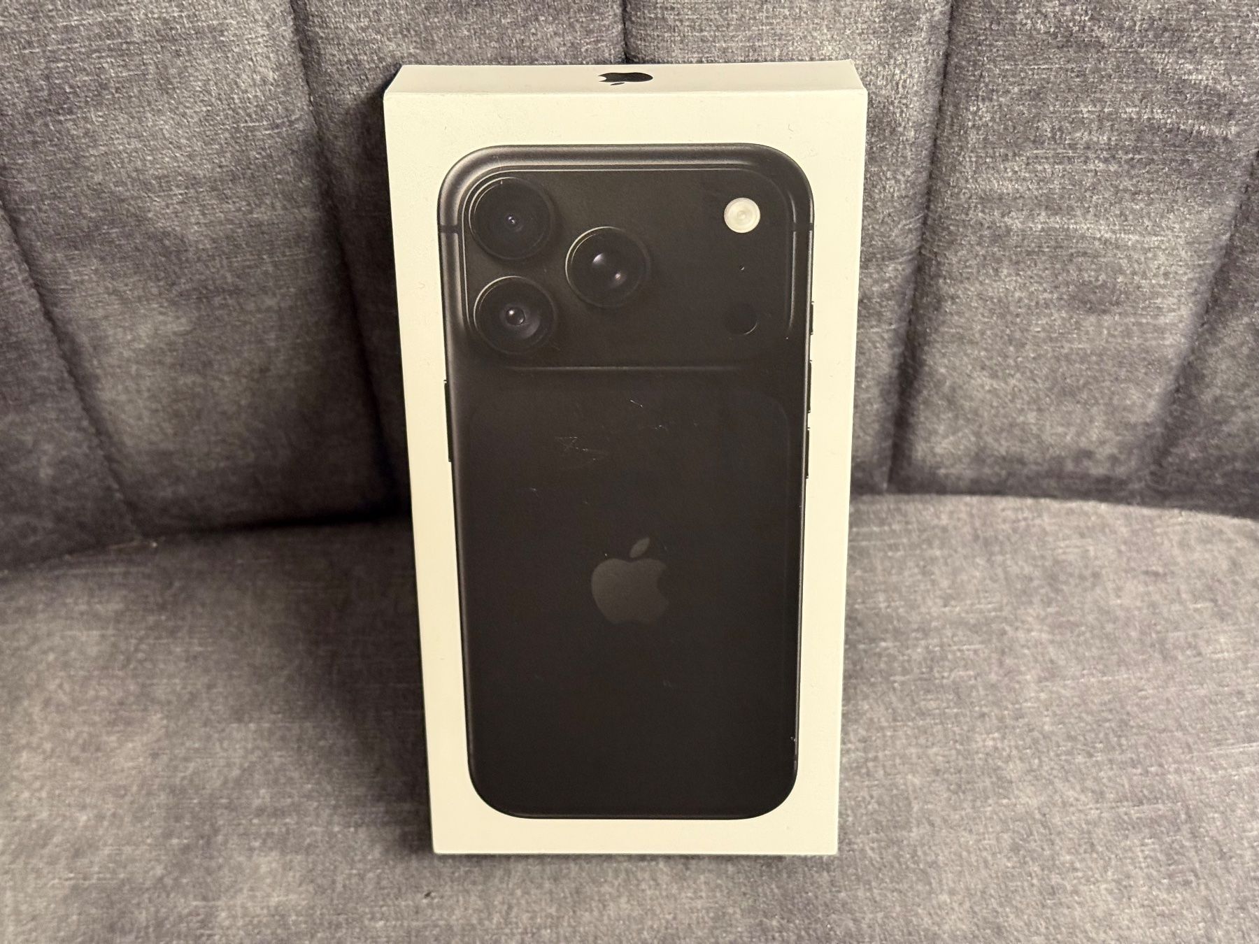 Apple Handys / Smartphones: iPhone 18 Pro | 2 TB Speicher | Versiegelt | – Neu und originalverpackt aus Weinfelden von Potz-Millione