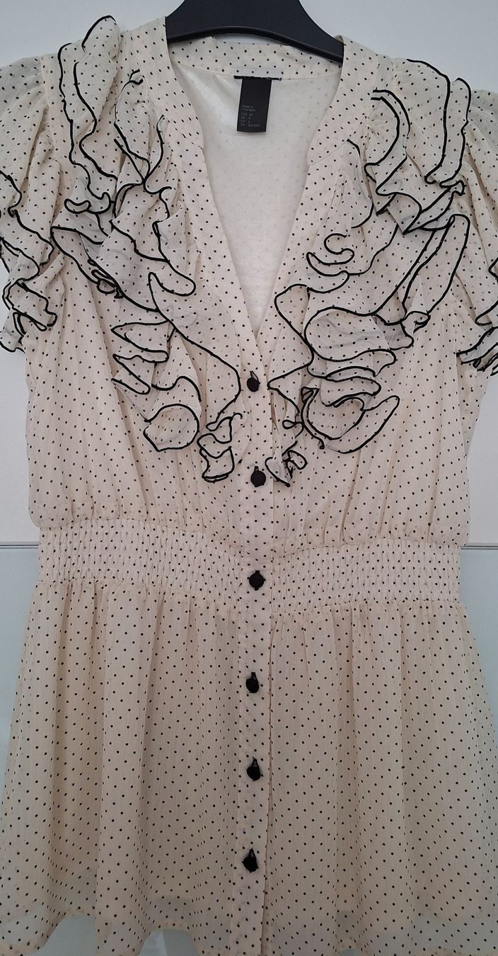 H&M Camicette: Blusenkleid mit Rüschen Grösse 38 – Usato da Feuerthalen venduto da kigo87 1