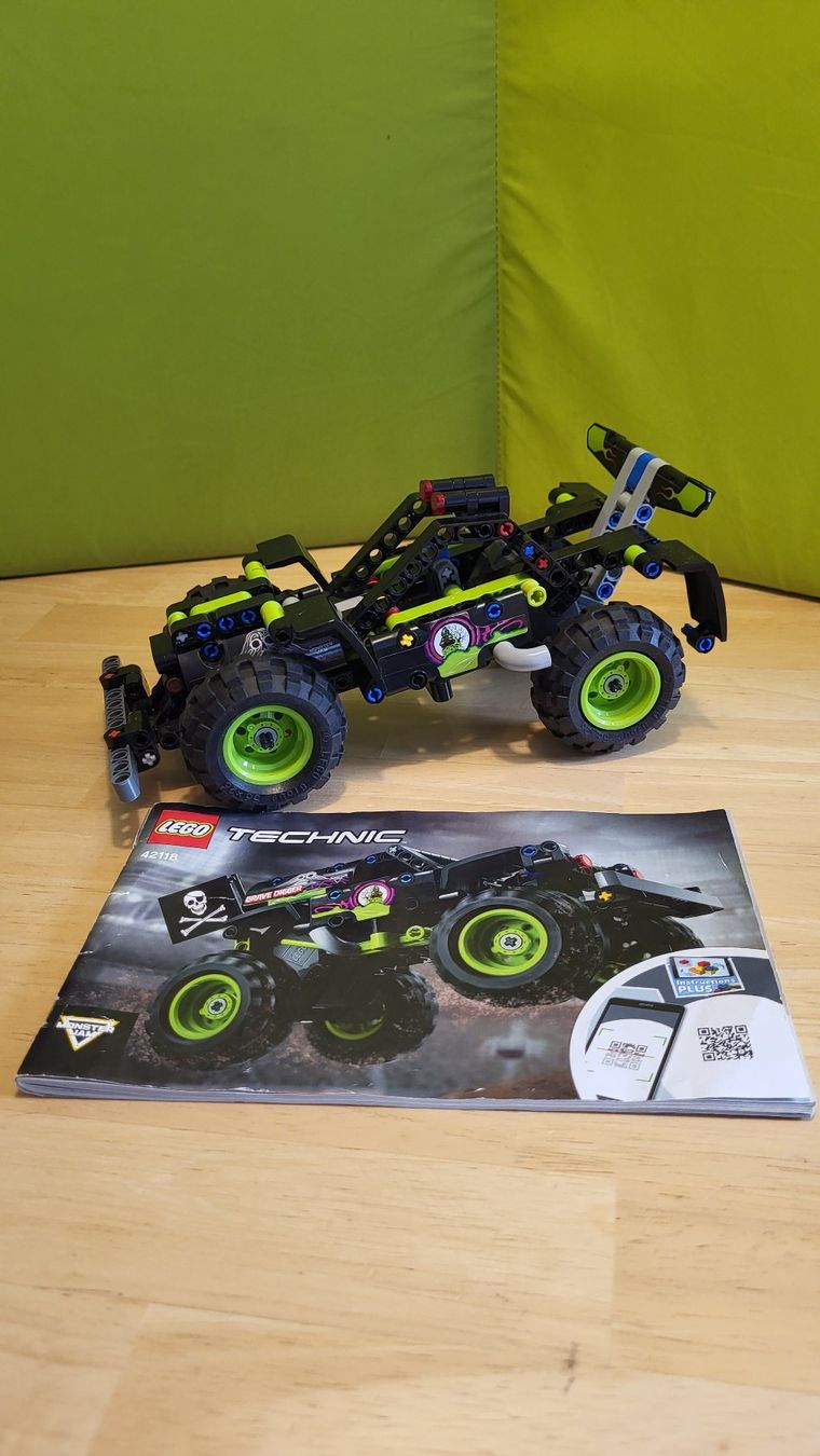 Lego Giocattoli: LEGO Monster Jam Grave Digger 42118, LEGO Technic – Usato da bern venduto da Ryukon