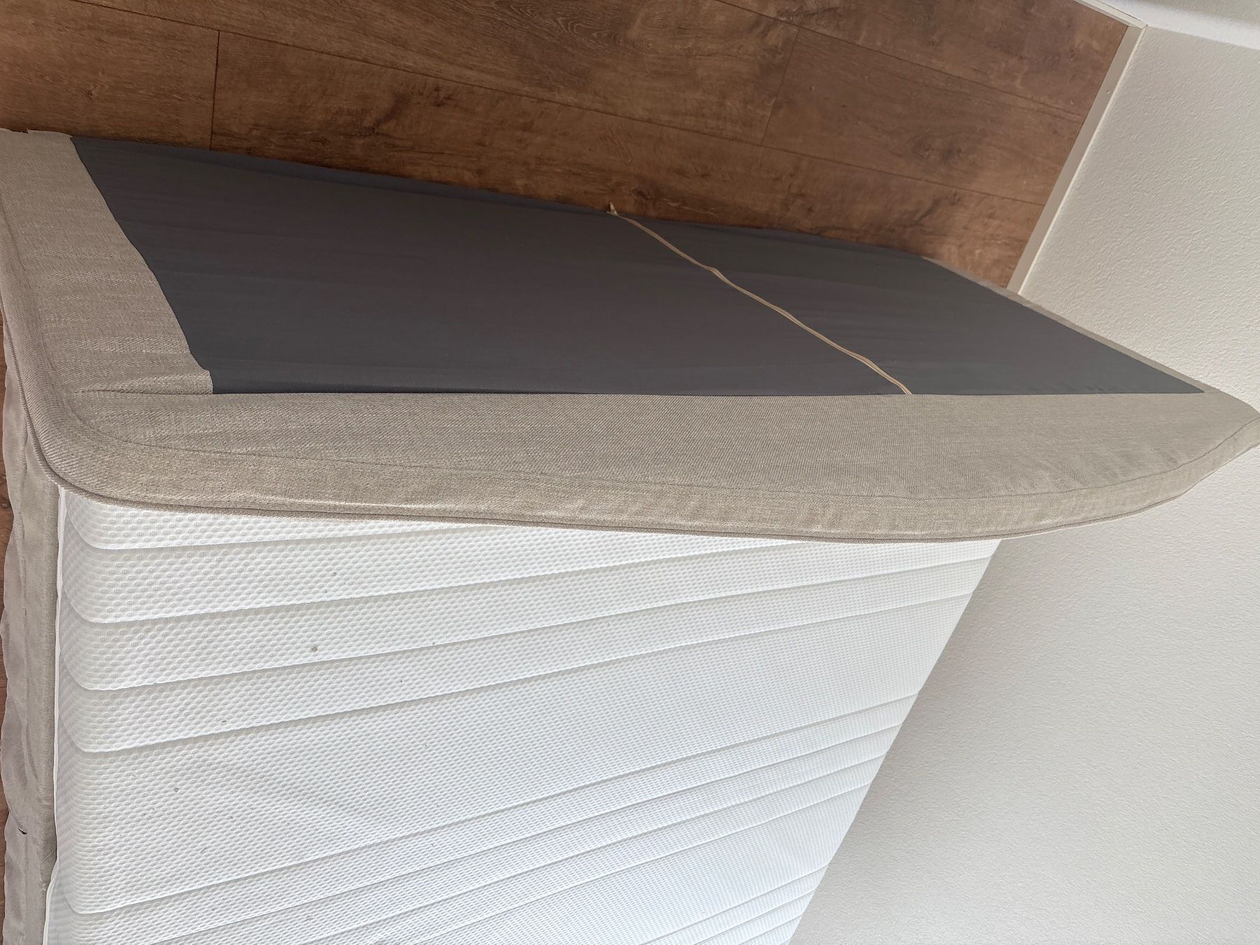 Ikea Letti: Ikea Bett 200x180 neuwertig – Usato da Kilchberg ZH venduto da bau_x7vy 2