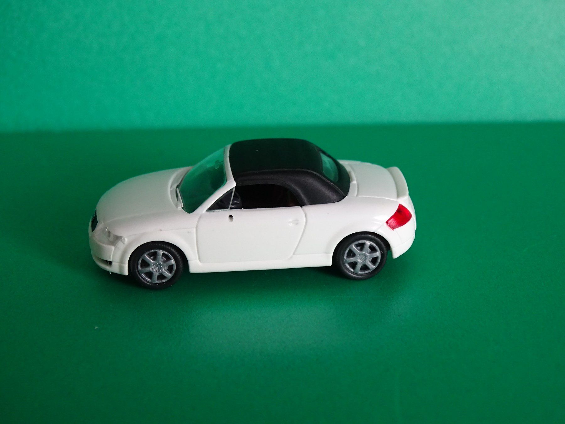 Rietze Modellini d'auto: Audi TT von Rietze 1/87 – Usato da Bretzwil venduto da Meex 2