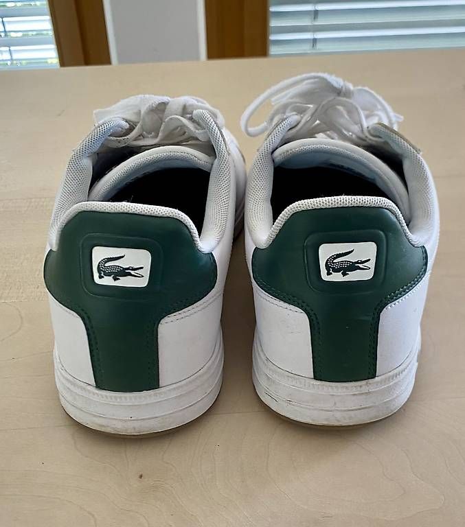 Lacoste Herrenschuhe: Lacoste Sneakers weiss Grösse 44 – Gebraucht aus Langendorf von subix 1