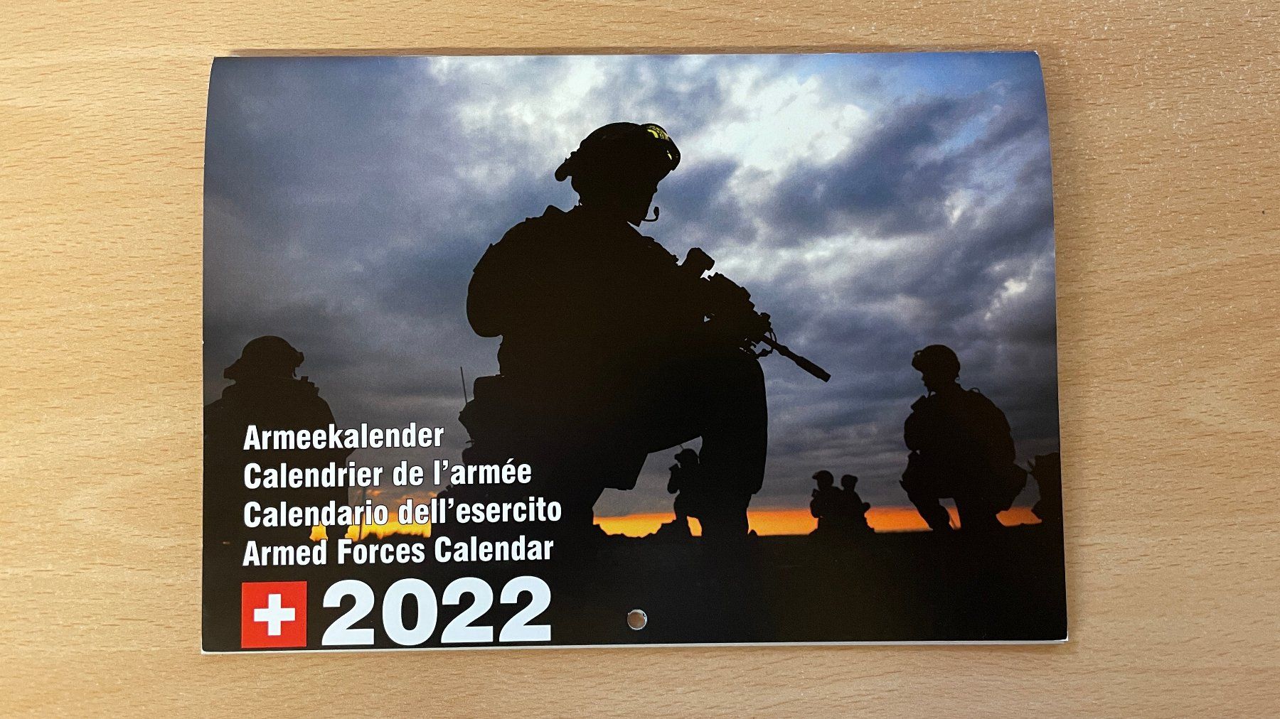 Calendriers: Schweizer Armeekalender 2022 – Neuf (Voir description) à Glattfelden par cybermaxx