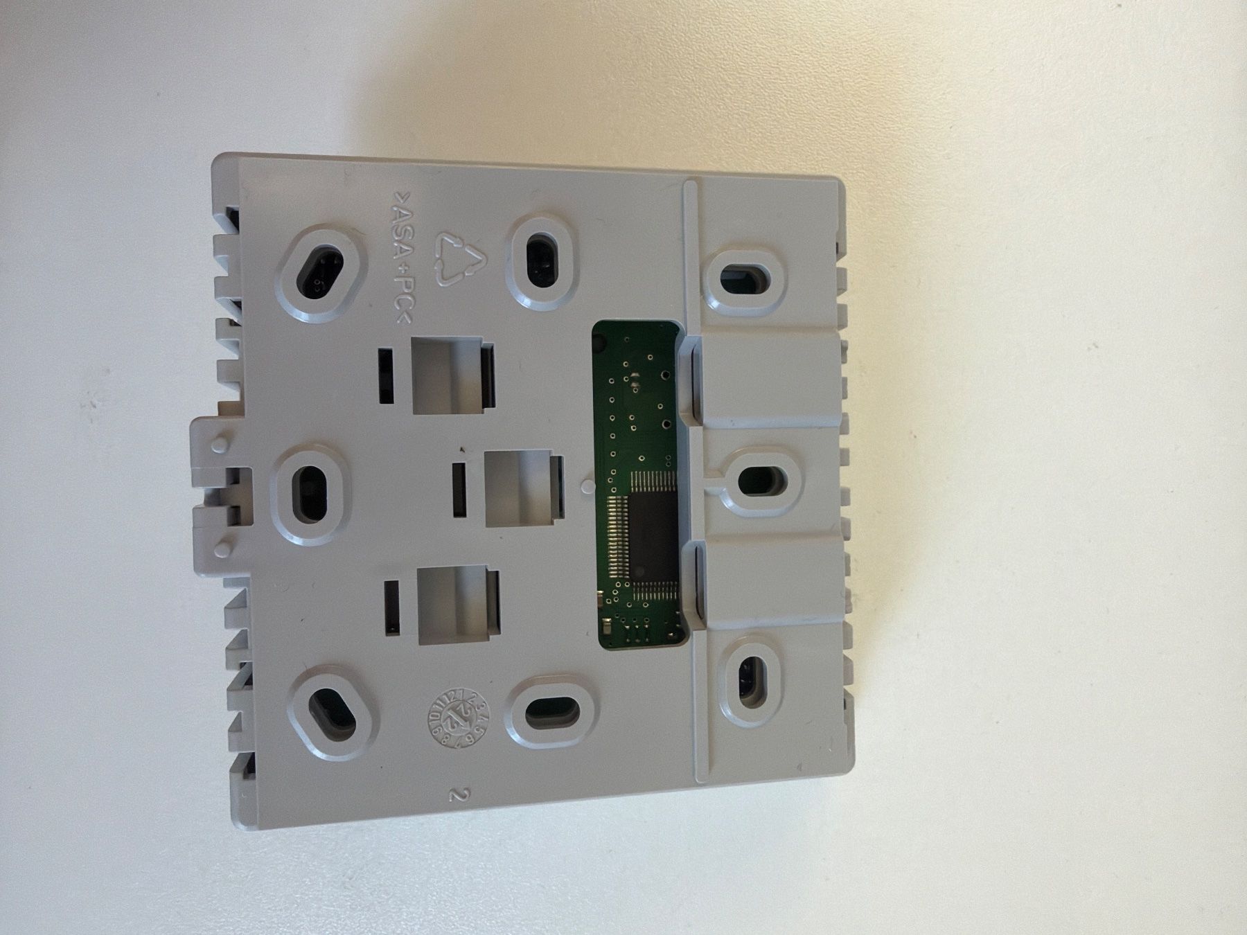 Siemens Radiatori: Siemens QAA55 Raumgerät mit Raumfühler – Nuovo e nell'imballaggio originale da Rehetobel venduto da ale_gtg5 1
