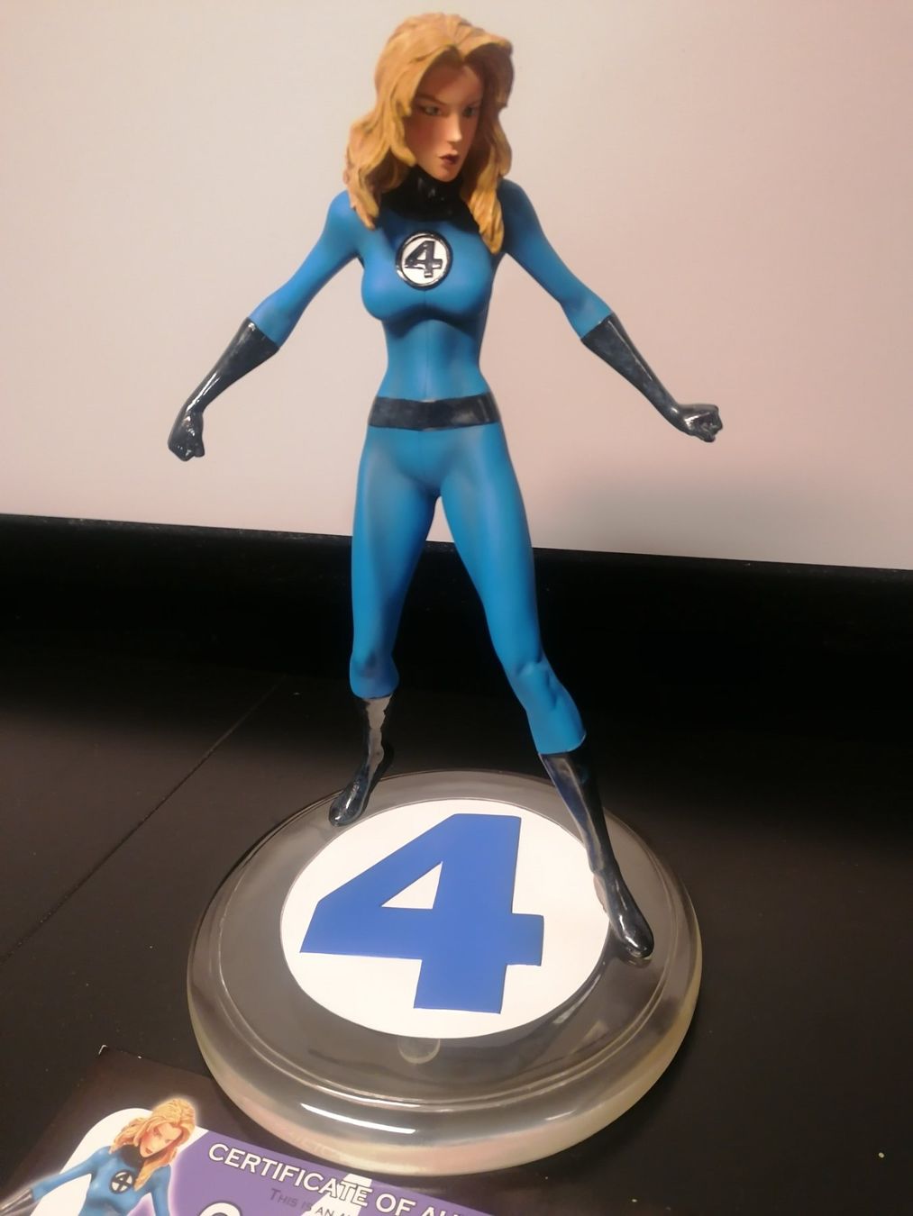 Marvel Statuette: Marvel Fantastic 4 Sue Storm Statue – Usato da Buchs SG venduto da OuterRim86 1