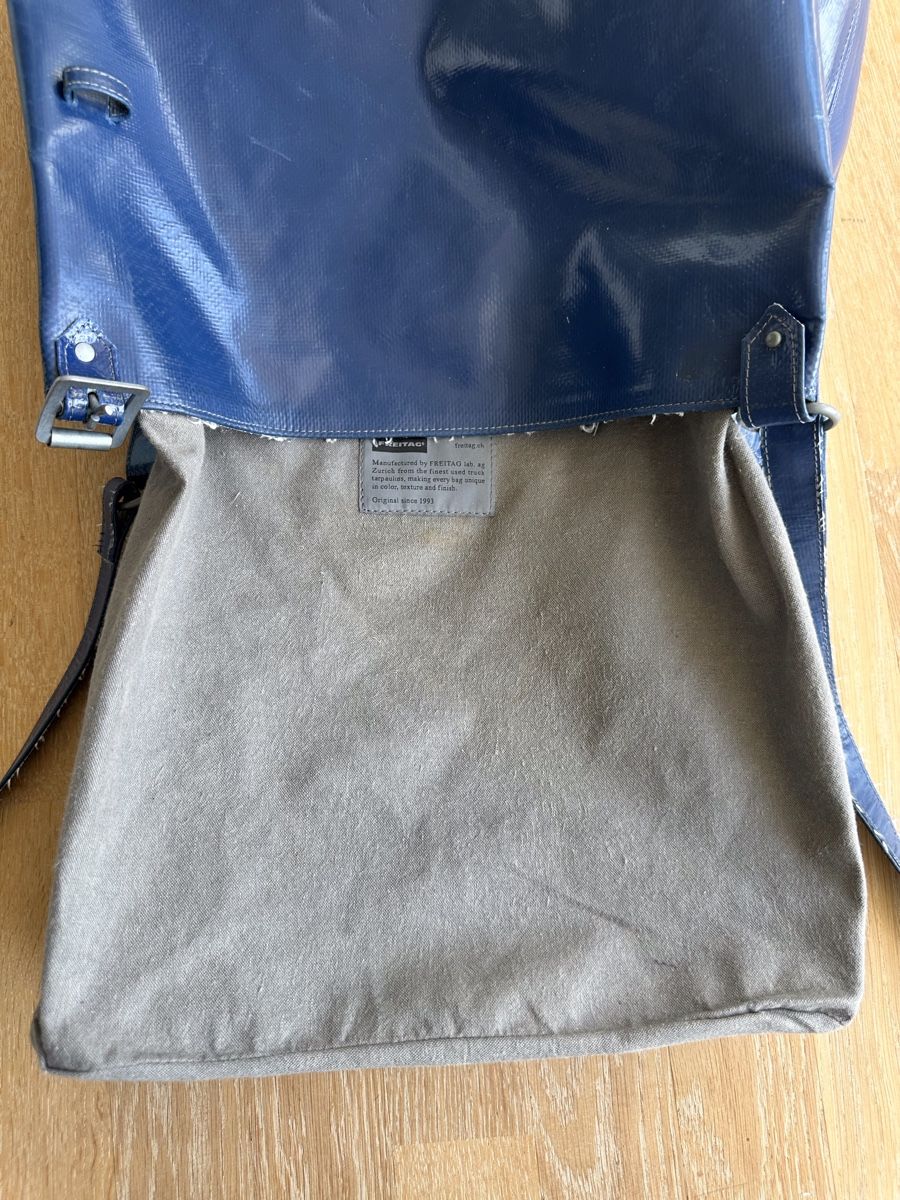 Freitag Borse: Freitag Reference Morgenson R122 Shopper/ Tasche, blau – Usato da Meilen venduto da luc_pg8f 6
