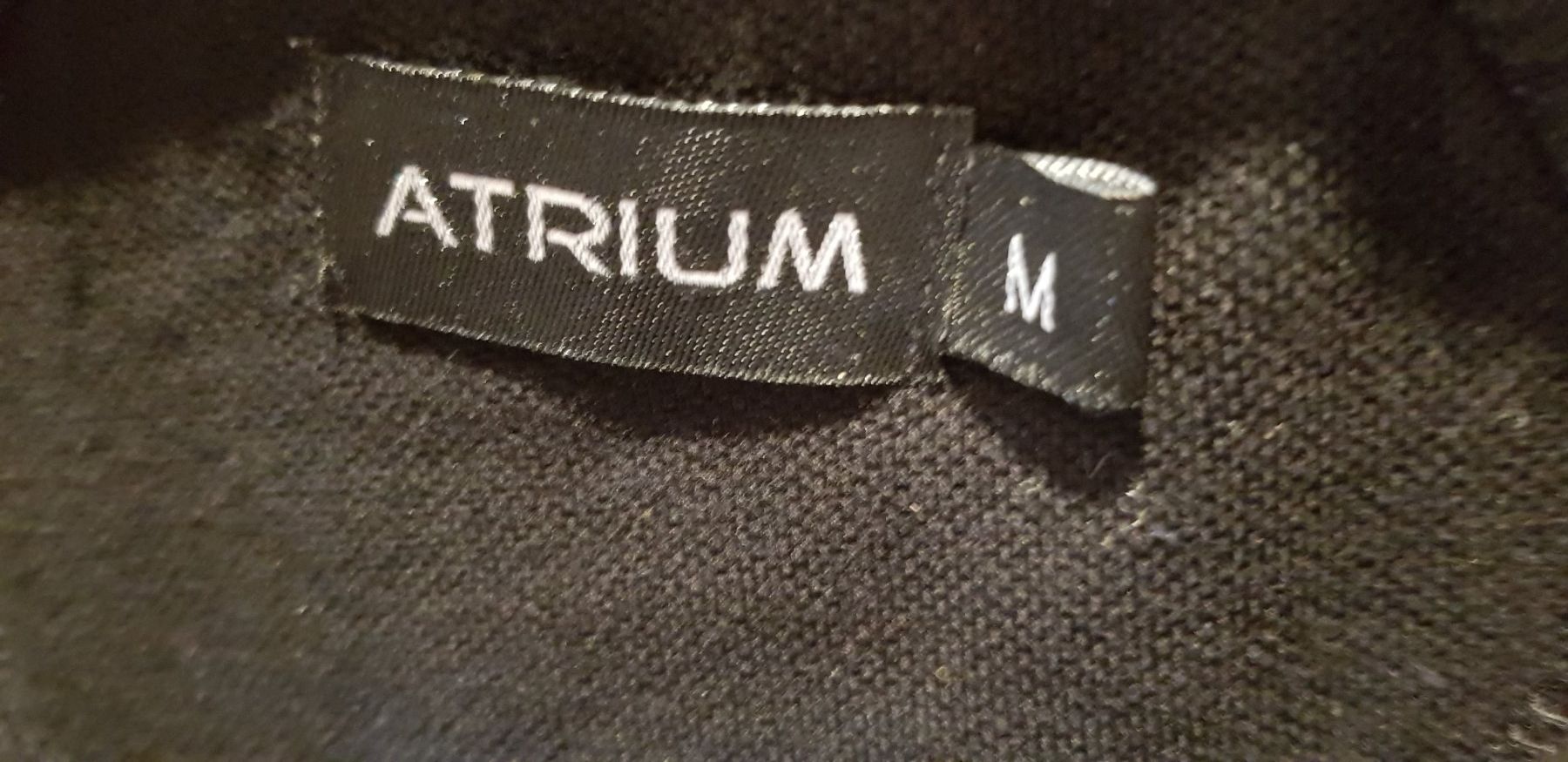 Polo-Shirts: Schickes Atrium Poloshirt, Grösse M, schwarz – Gebraucht aus Dietikon von grafad 2