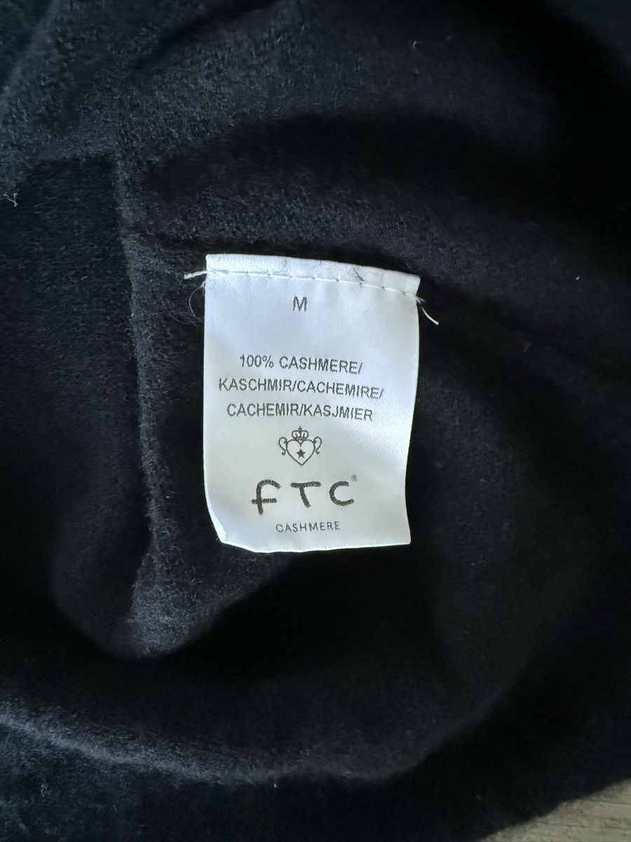 FTC Maglioni & Felpe: FTC Kaschmir Pullover mit V-Ausschnitt  – Usato da Kerns venduto da osco01 5