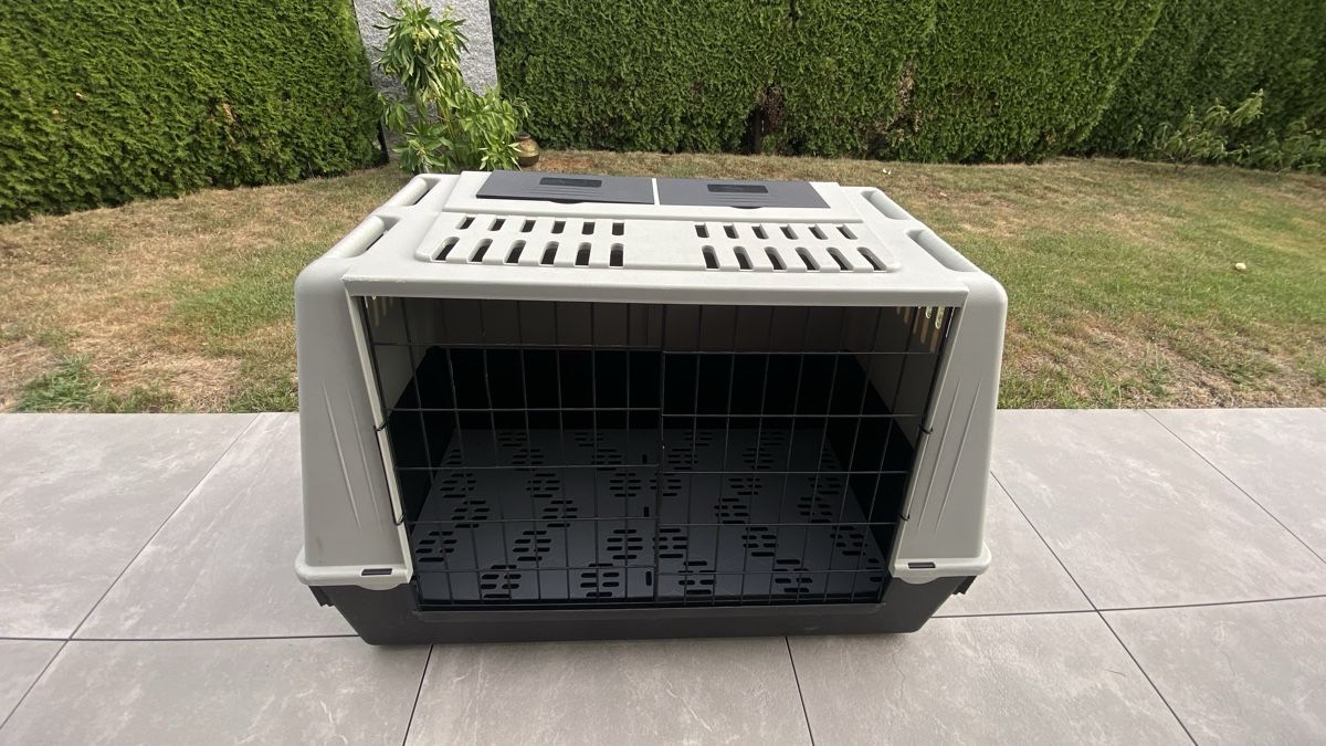 Liege- & Schlafplätze: Hundebox gross – Gebraucht aus Rheineck von gurkli81