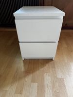 Nachttischmöbel