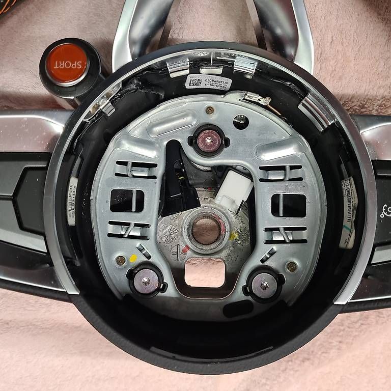 Tutti pezzi di ricambio auto: Alpine A110 - volant + airbag – Usato da Coppet venduto da SergeG01 2