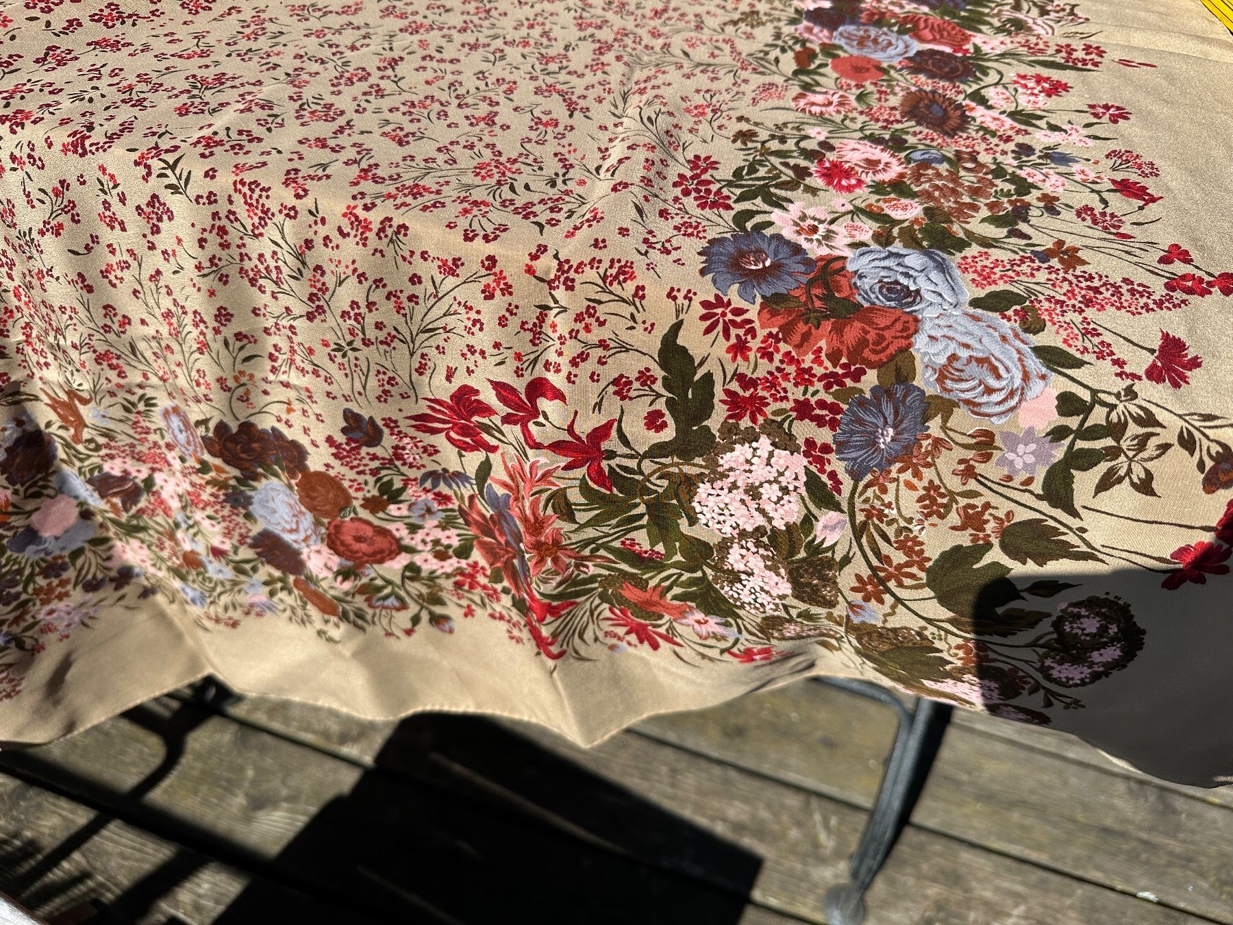 Foulard & Sciarpe: Seidenfoulard Seidenschal quadratisch – Usato da Zürich venduto da atlantis77 3