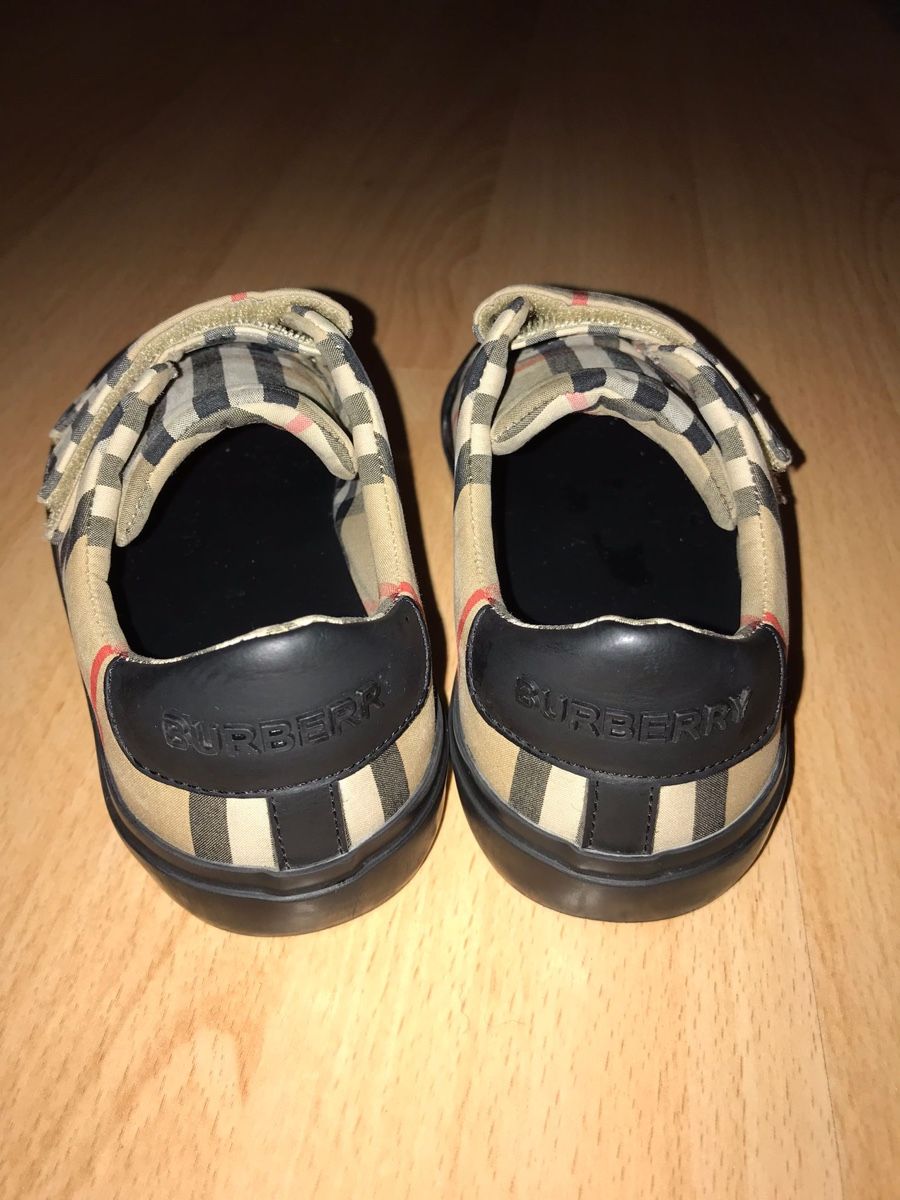 Burberry Scarpe per ragazzi: Original Burberry Kinder Sneakers Gr.30 – Usato da Oberwil BL venduto da Gutundsuperklein16 5