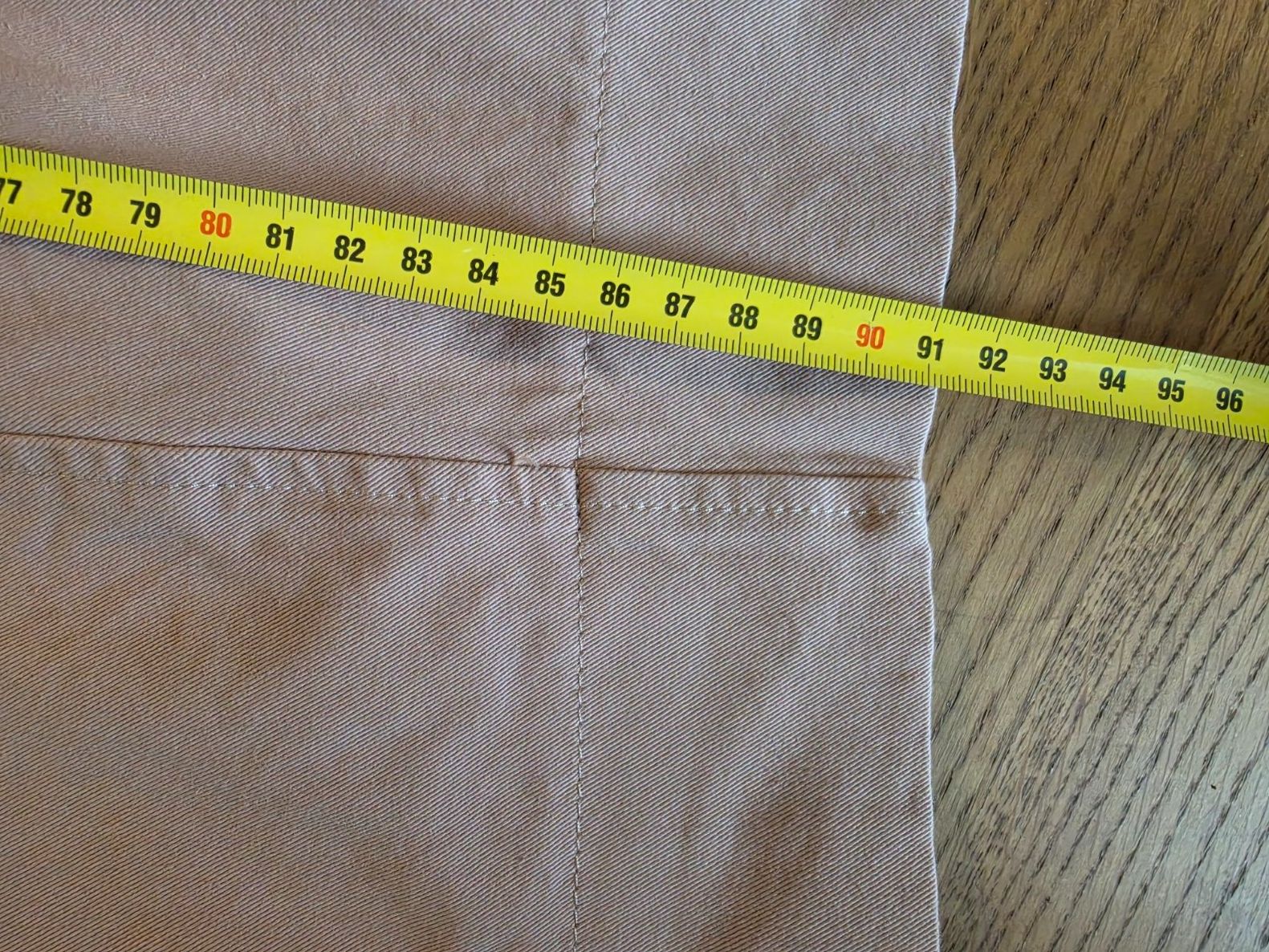 Riani Pantaloni: RIANI Damenhose (Gr. 44) – Nuovo (secondo la descrizione) da Zumikon venduto da chv_w96q 7