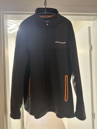Veste équipe McLaren neuve XXL/UK donc XL/UE