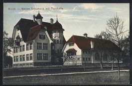 AK Horn, Neues Schulhaus mit Turnhalle