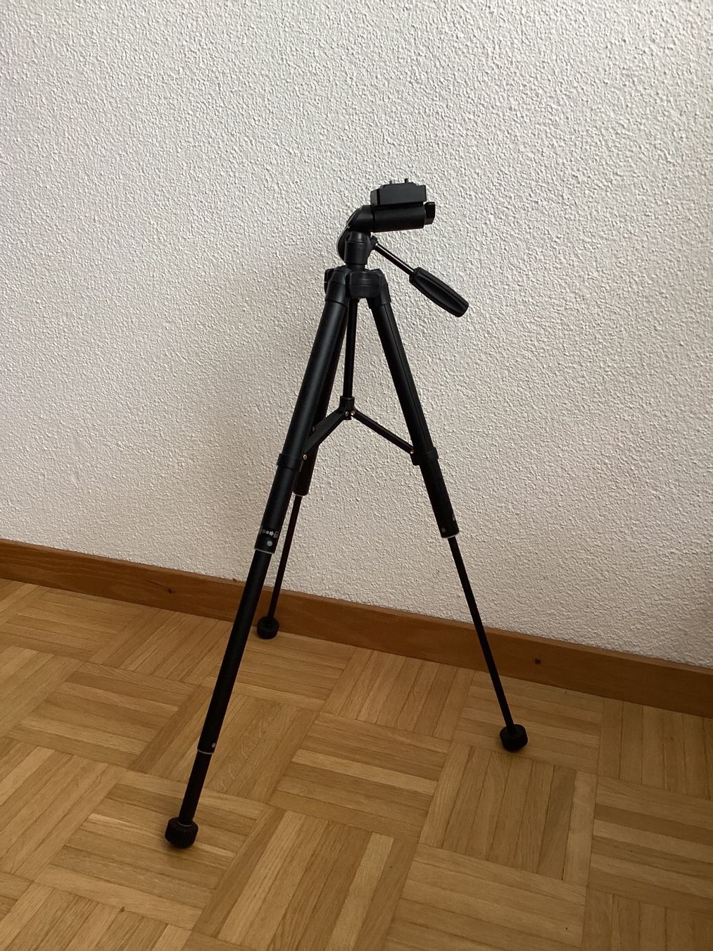 Treppiedi & Teste: Stativ für Fotoapparate – Usato da Berg TG venduto da Bones333 1