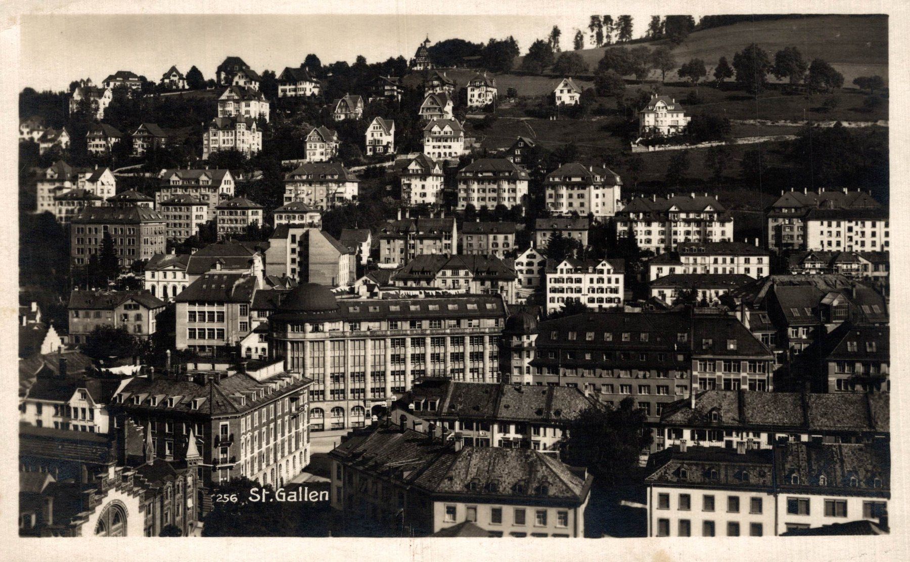 Cartoline postali: St. Gallen mit Rosenberg – Usato da Bronschhofen venduto da Astore