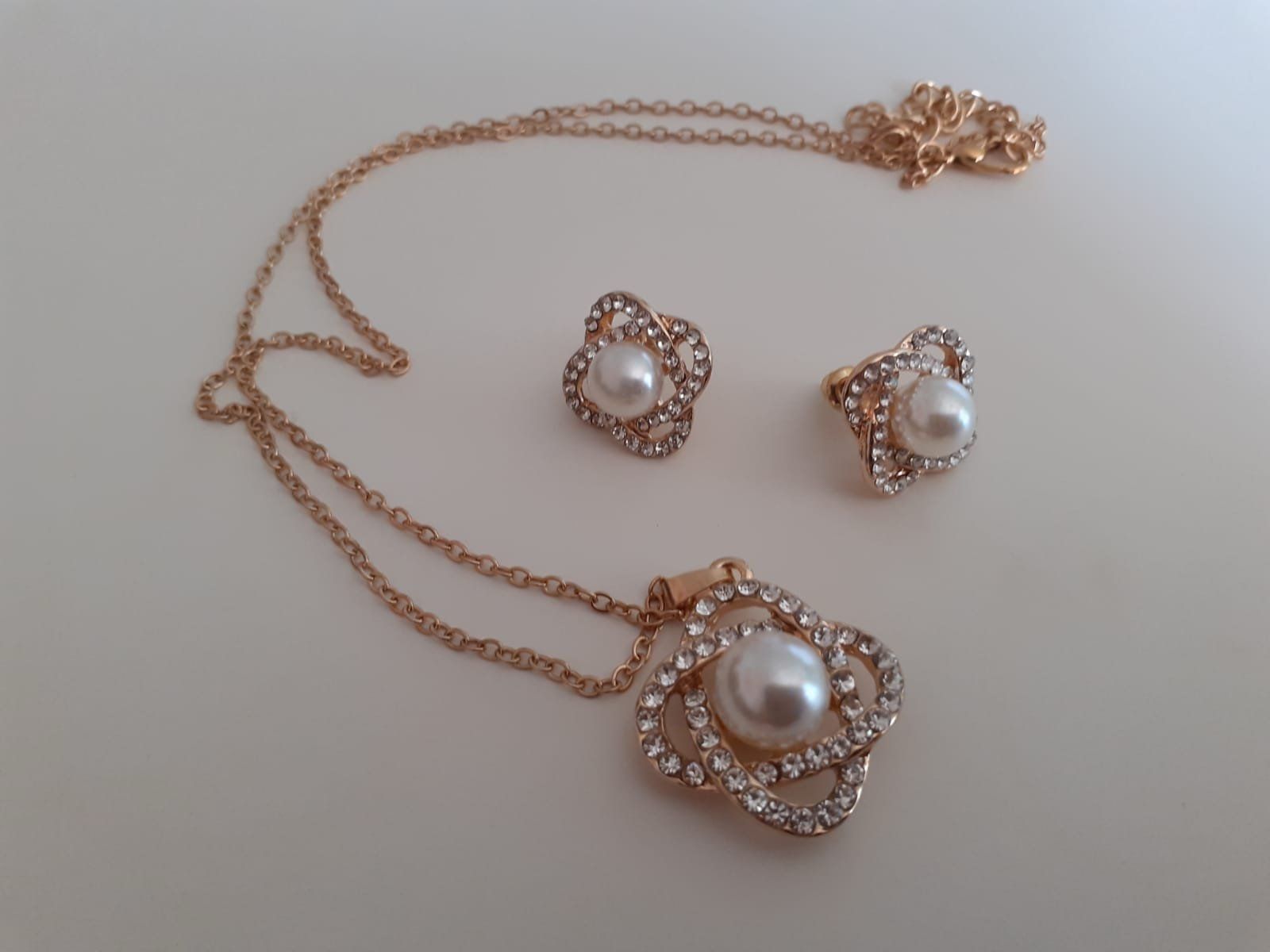 Altri gioielli: Schmuck Set – Nuovo e nell'imballaggio originale da Stansstad venduto da kam_5wgj 1
