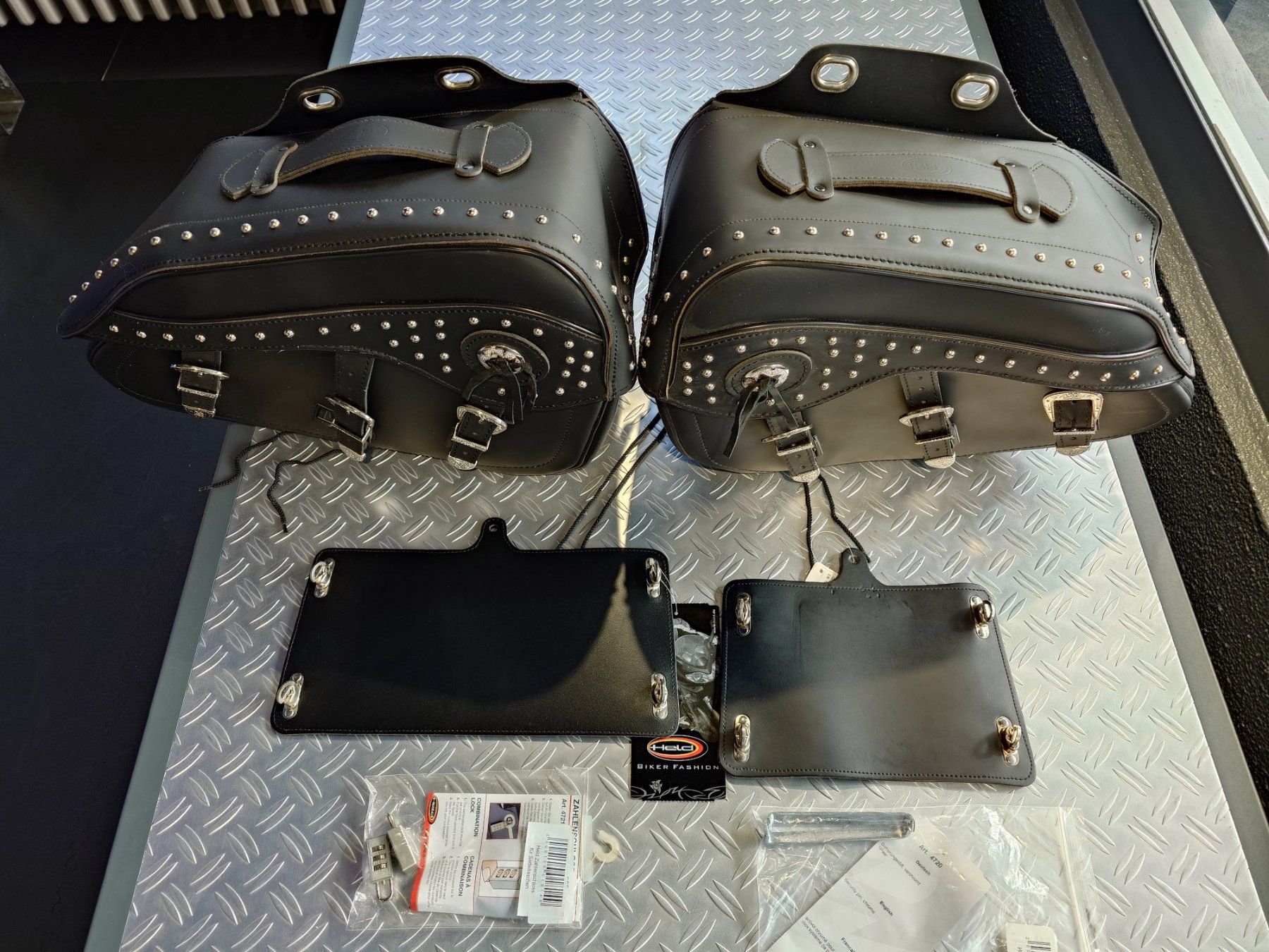 Topcases: Universal Satteltaschen Held – Neuf (Voir description) à Ebikon par Fjr02