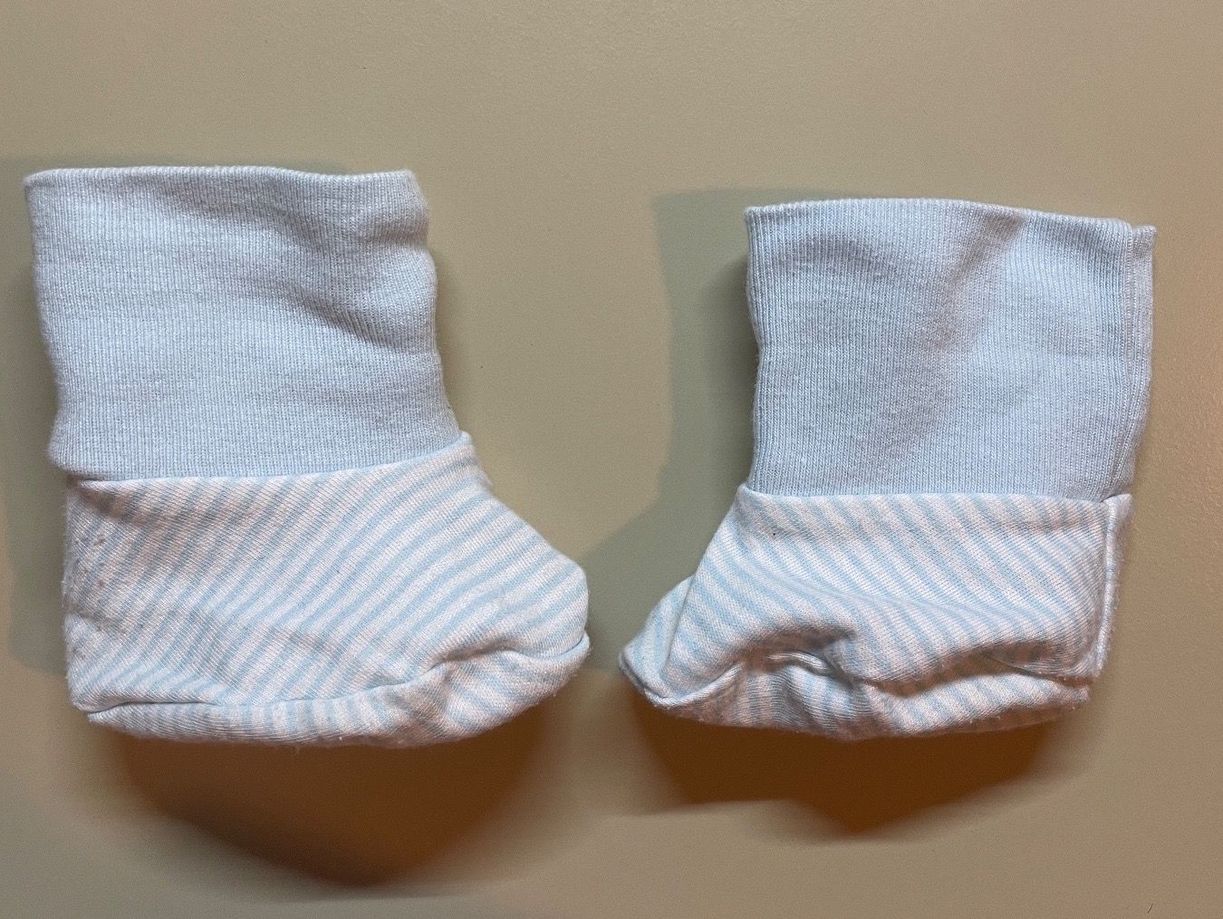 Scarpe per ragazzi: Schühchen Grösse 62/68 – Usato da Embrach venduto da Smart0