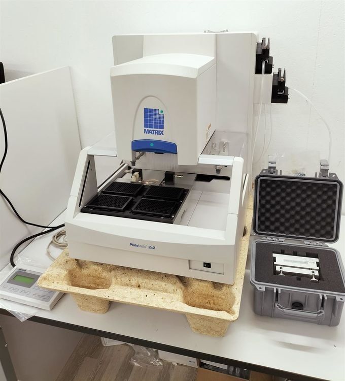 Hometrainer: MATRIX  Plate Mate 2 x 2 Workstation – Usato da Niederdorf venduto da LeptonAG_Labor 3