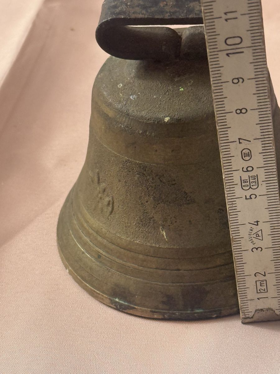 Glocken & Treicheln: Alte Schweizer Glocke / Schelle Bronze ca. 10 cm – Gebraucht aus Grenchen von swiss.antiques 6