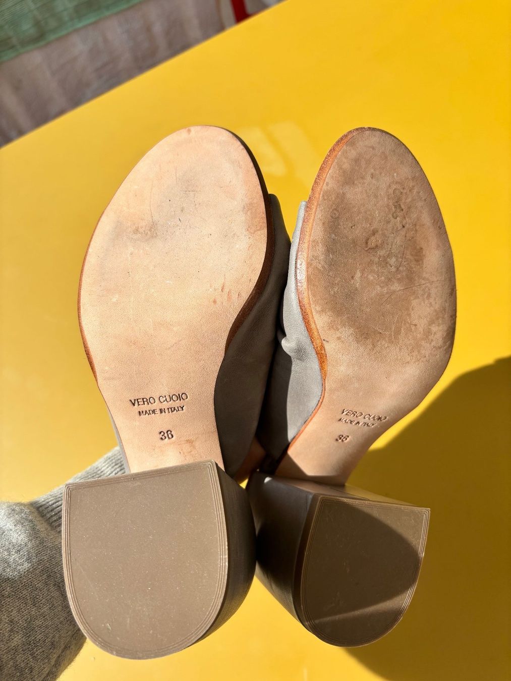 Damenschuhe: GIANLUCA TOMBOLINI Mules mit Blockabsatz Gr. 36 – Gebraucht aus Zürich von missmodernage 7