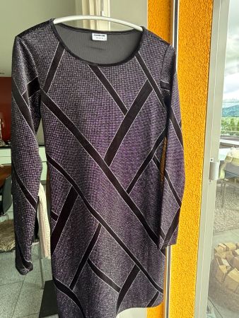Kleid Grösse M, sehr schönes, spezielles Kleid