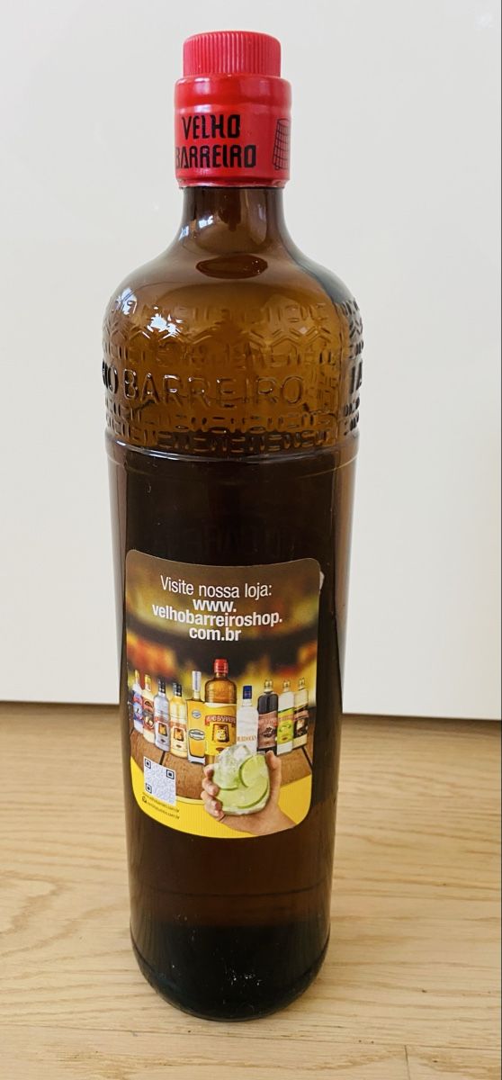 Bevande alcoliche: CAIPIRINHA Cachaça Velho Barreiro litro – Usato da Malters venduto da Kuettel1 1
