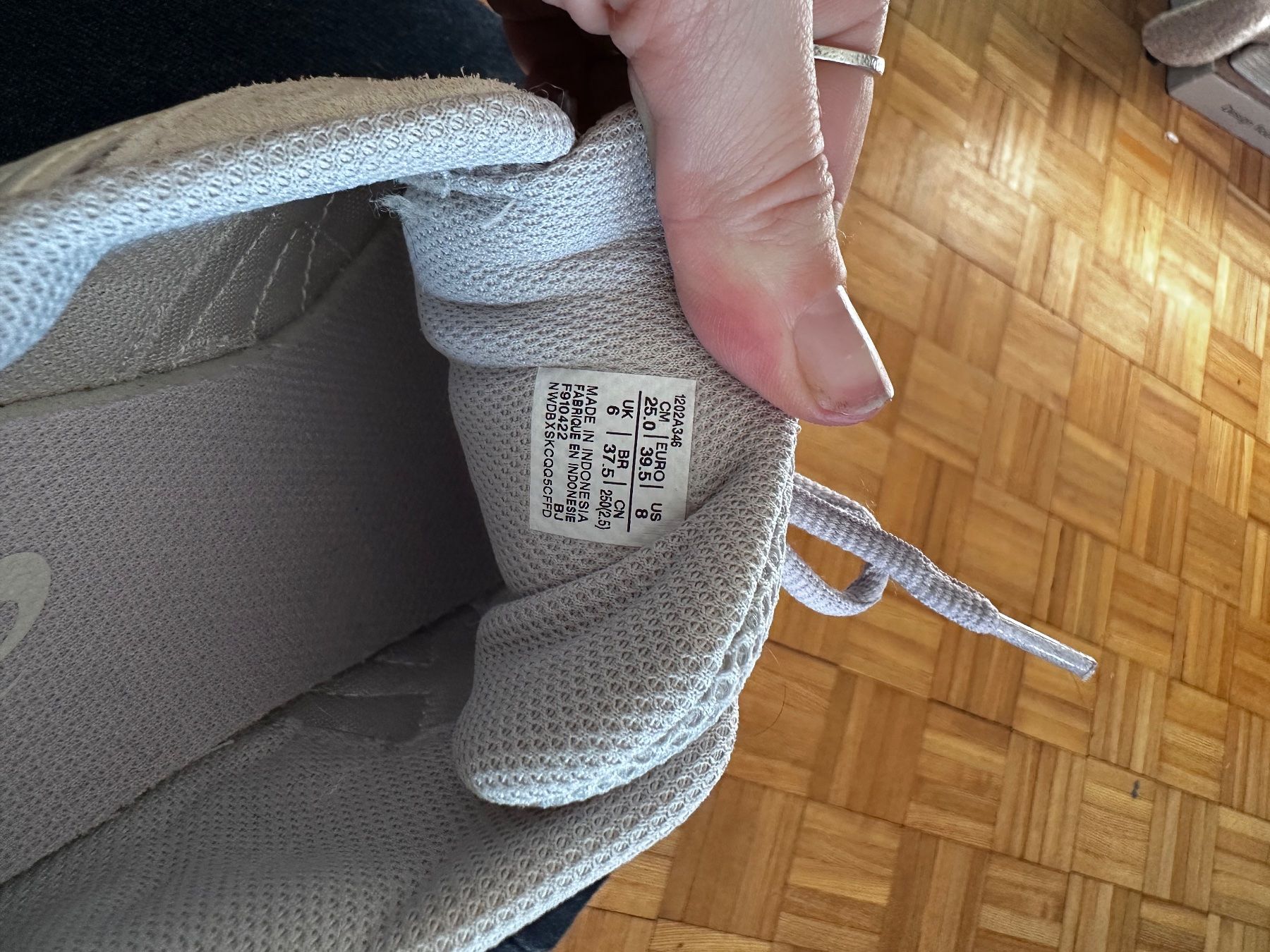 Asics Scarpe da donna: Asics – Usato da Biel/Bienne venduto da KlaudiaM 3