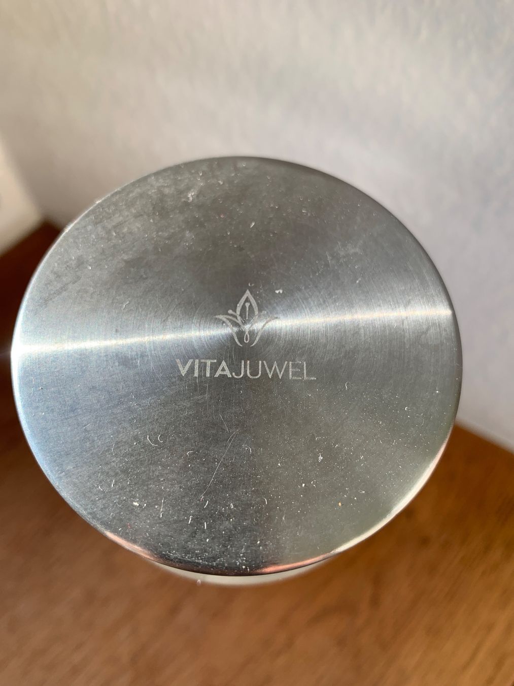 Vitajuwel Borracce & Thermos: VitaJuwel Trinkflasche mit Edelsteinen – Usato da Richterswil venduto da Moii89 1