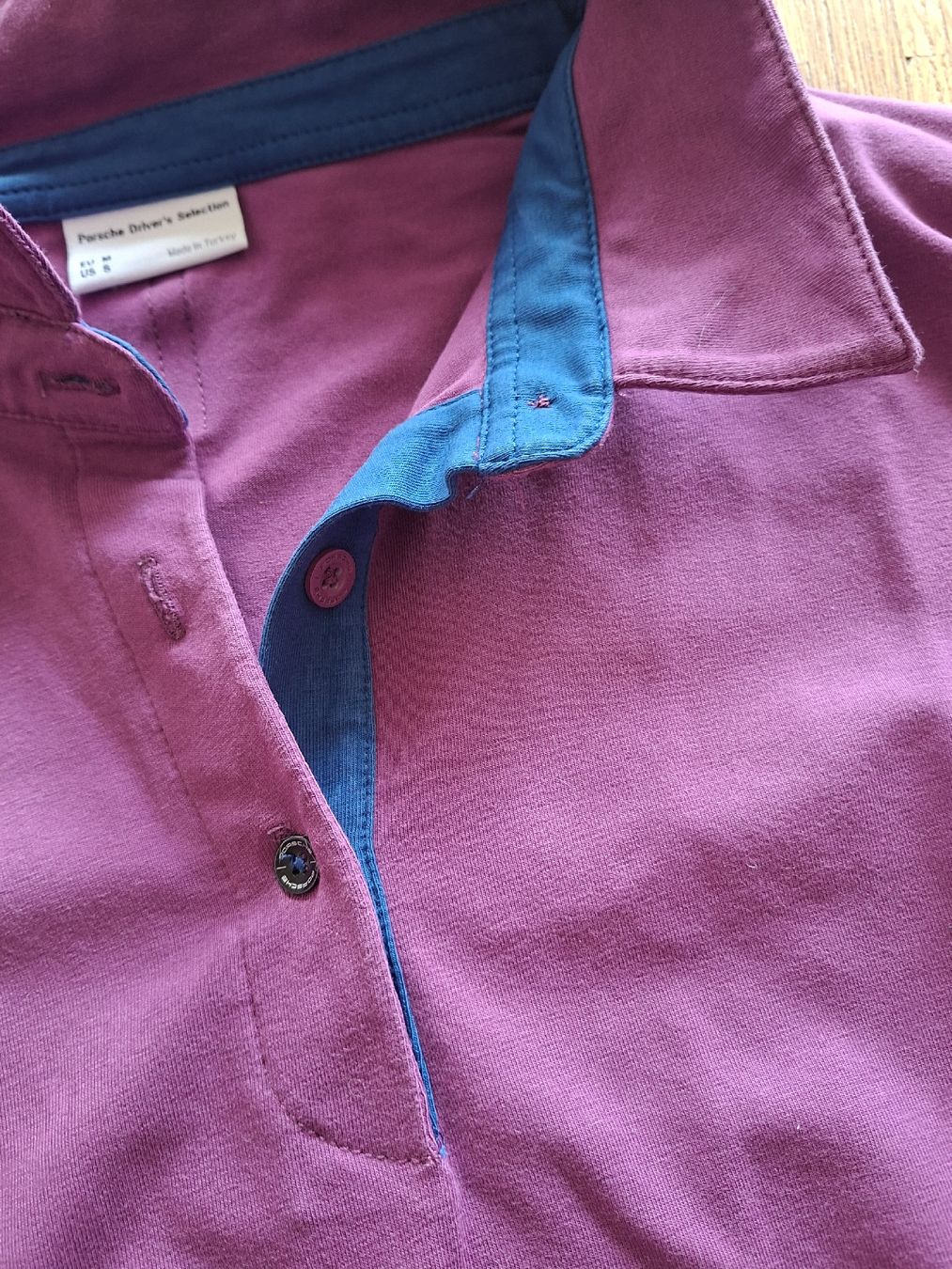 Polo-Shirts: polo porshe dame 36 – Gebraucht aus Chardonne von hel_h5k2 4