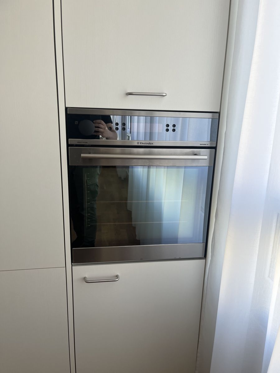 Electrolux Küchengeräte: Electrolux Backofen CH55 – Defekt aus Horgen von misch01