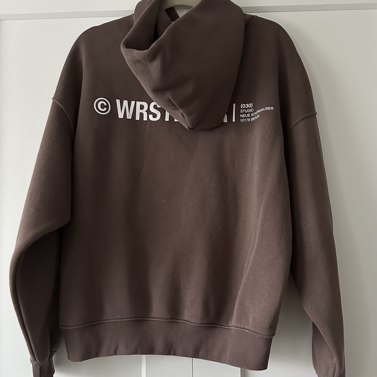 Maglioni & Felpe: WRSTBHVR Hoodie Braun – Nuovo (secondo la descrizione) da Zürich venduto da Nomase10. 1