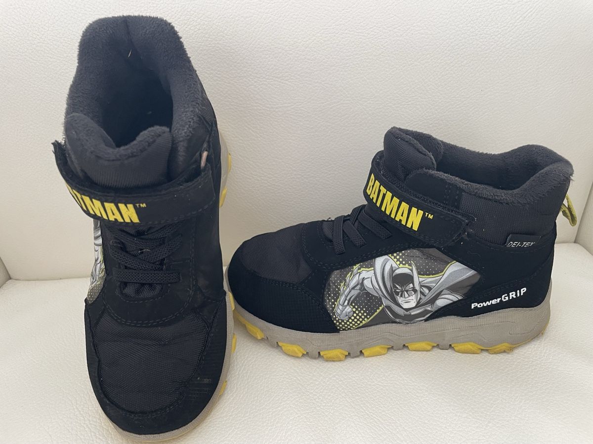 Scarpe per ragazzi: Kinderstiefel Gr 28 – Usato da Rüti ZH venduto da Tal_ga6N 1