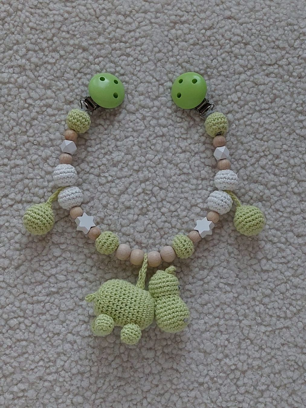 Giocattoli: Kinderwagenkette Hippo – Nuovo e nell'imballaggio originale da Bleienbach venduto da babyhandgemachts 1
