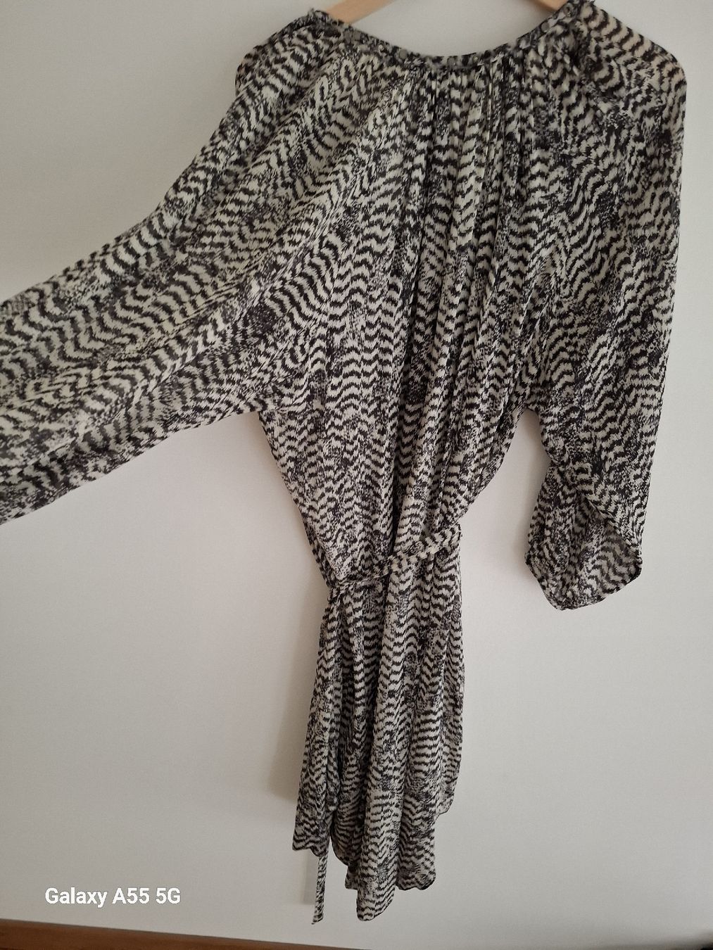 Isabel Marant Vestiti: Robe Isabel Marant, Taille 36, soie Imprimé graphique chic – Usato da Payerne venduto da wardi11 5