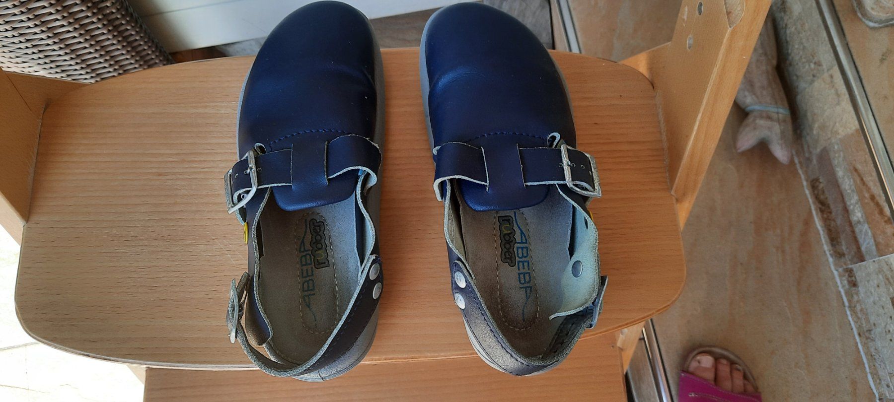 Scarpe da donna: ABEBA ruber Schuhe Arbeits - Berufsschuhe Gr 39 – Usato da Turbenthal venduto da tirare 3