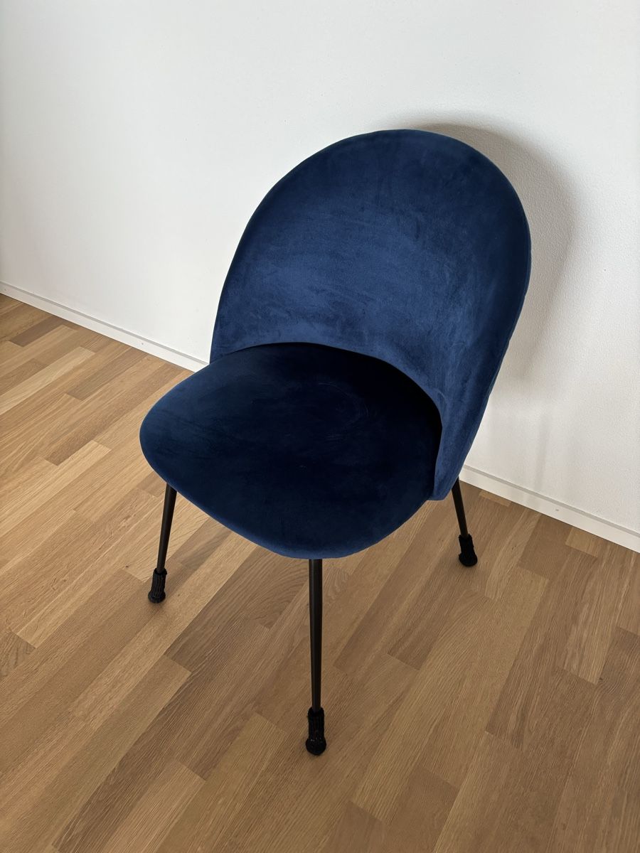 Stühle: 4 dining chairs in dark blue color  – Gebraucht aus Spreitenbach von 94l_9shv 1
