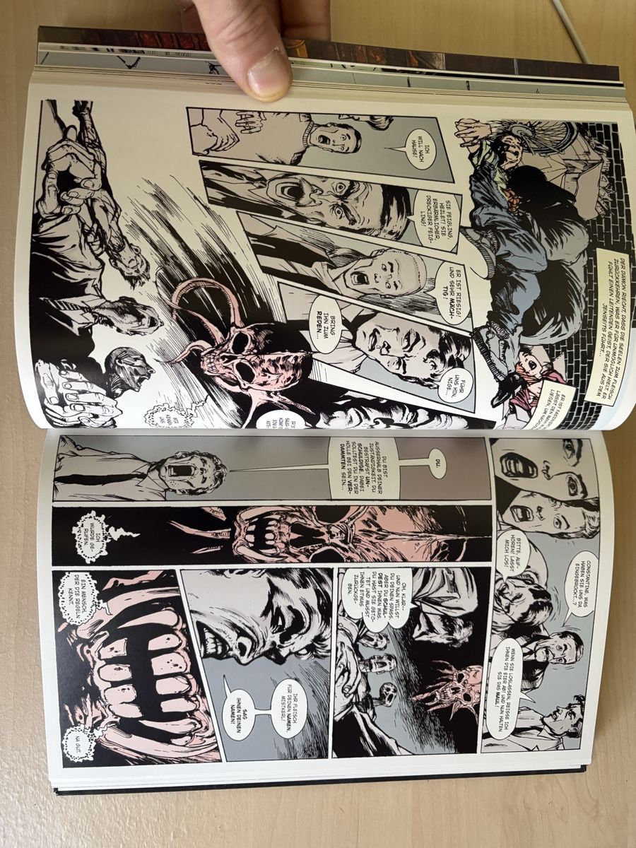 Comics: Carth Ennis Hellblazer - 2 Royal Blood HC – Gebraucht aus Oberburg von HighMe 3