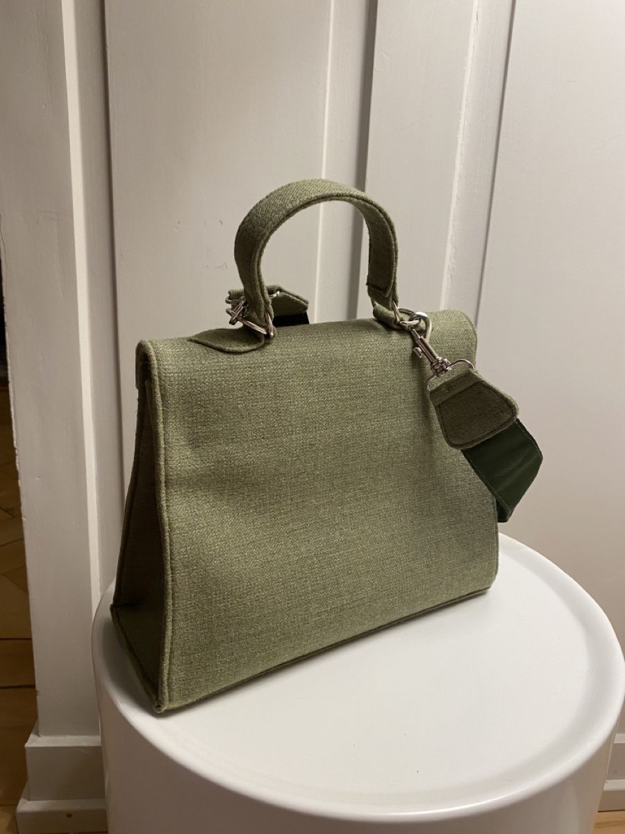Taschen für Damen: Lindengrüne Tasche – Gebraucht aus Erlenbach ZH von itemstobepruchased 3