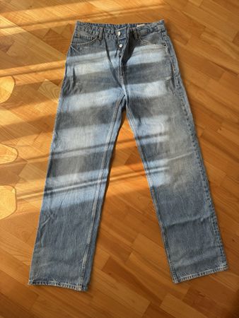 Zara Mid-Waist Jeans, Blau, Gr. 36