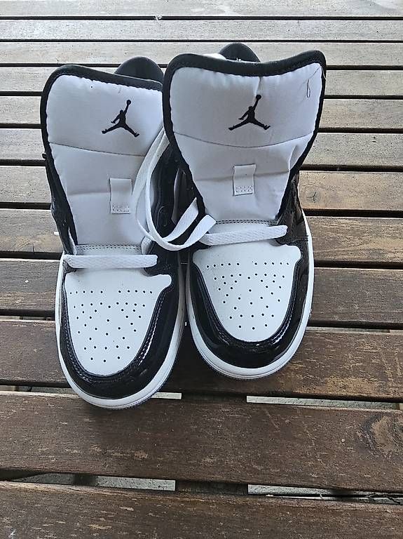 Jordan Scarpe da uomo: Nike Air Jorden gs – Usato da Niederglatt ZH venduto da Murat69