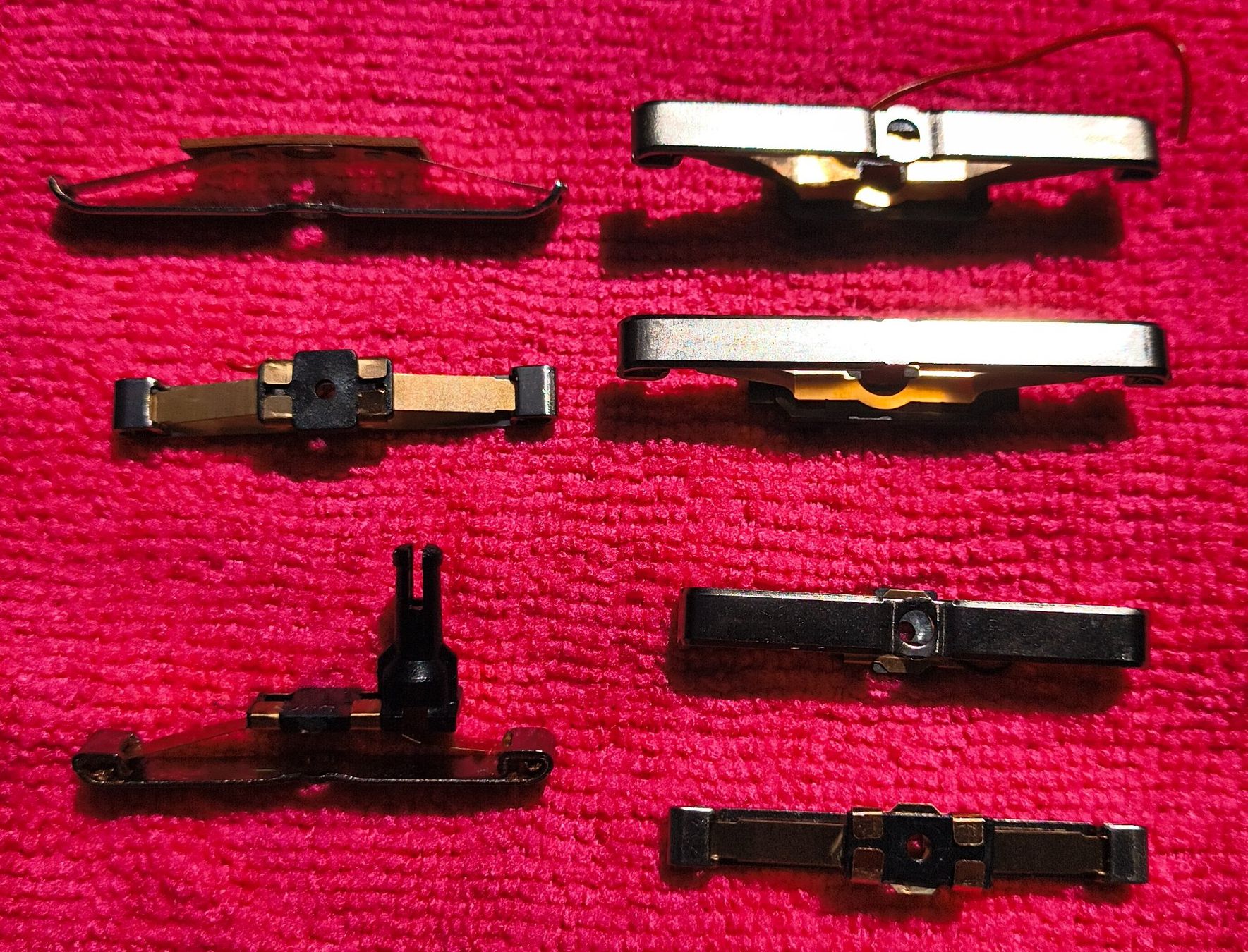 Märklin Modellini di ferrovie: 7 Stk. AC Schleifer assortiert – Nuovo (secondo la descrizione) da Langwiesen venduto da Wobrec