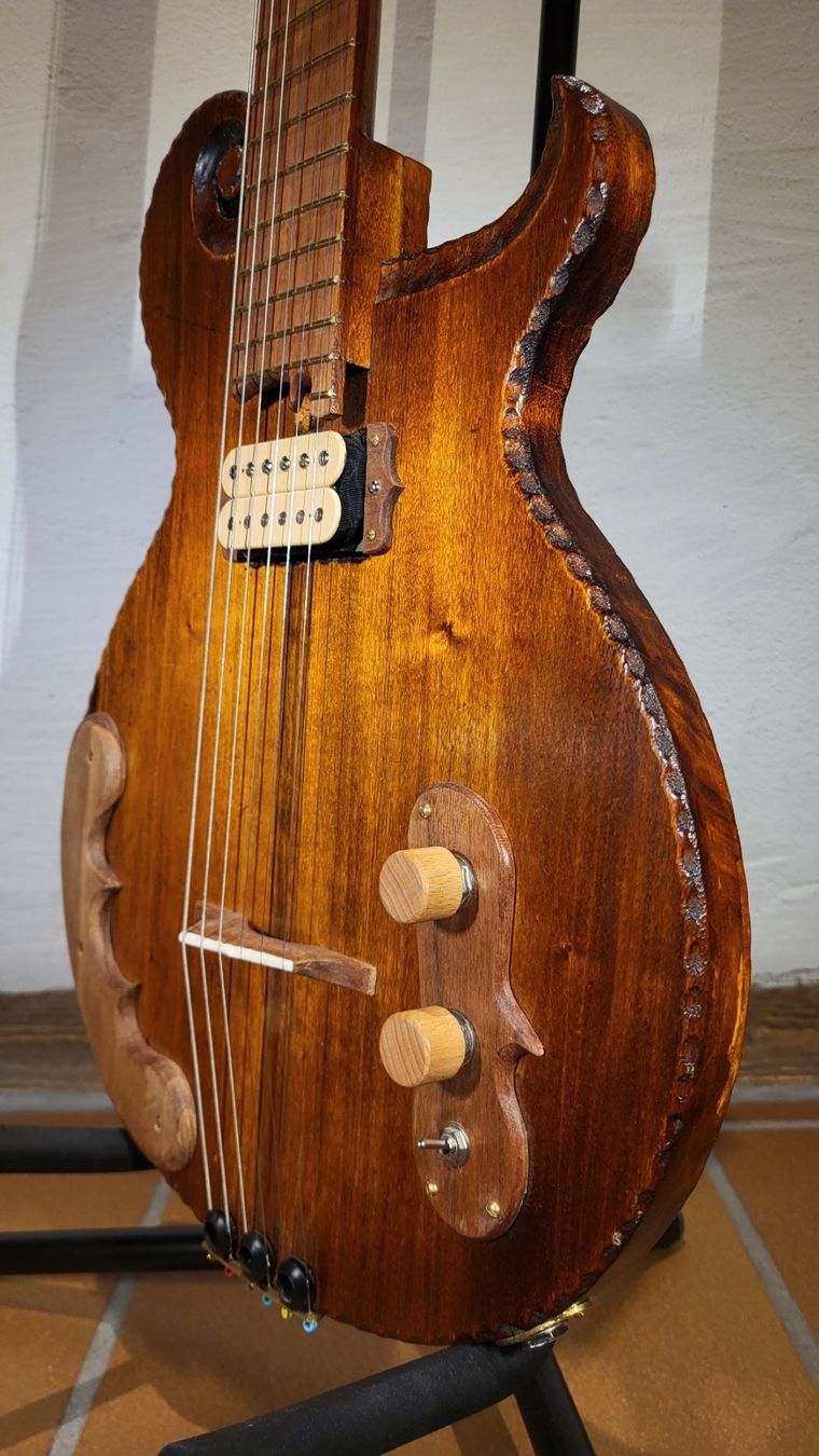 Strumenti musicali: E-Gitarre Tyko Runesson REO1 – Usato da Winterthur venduto da NorrSydGuitars 7