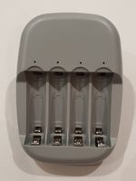 IKEA Ladegerät STENKOL für AA & AAA Batterien, top Zustand