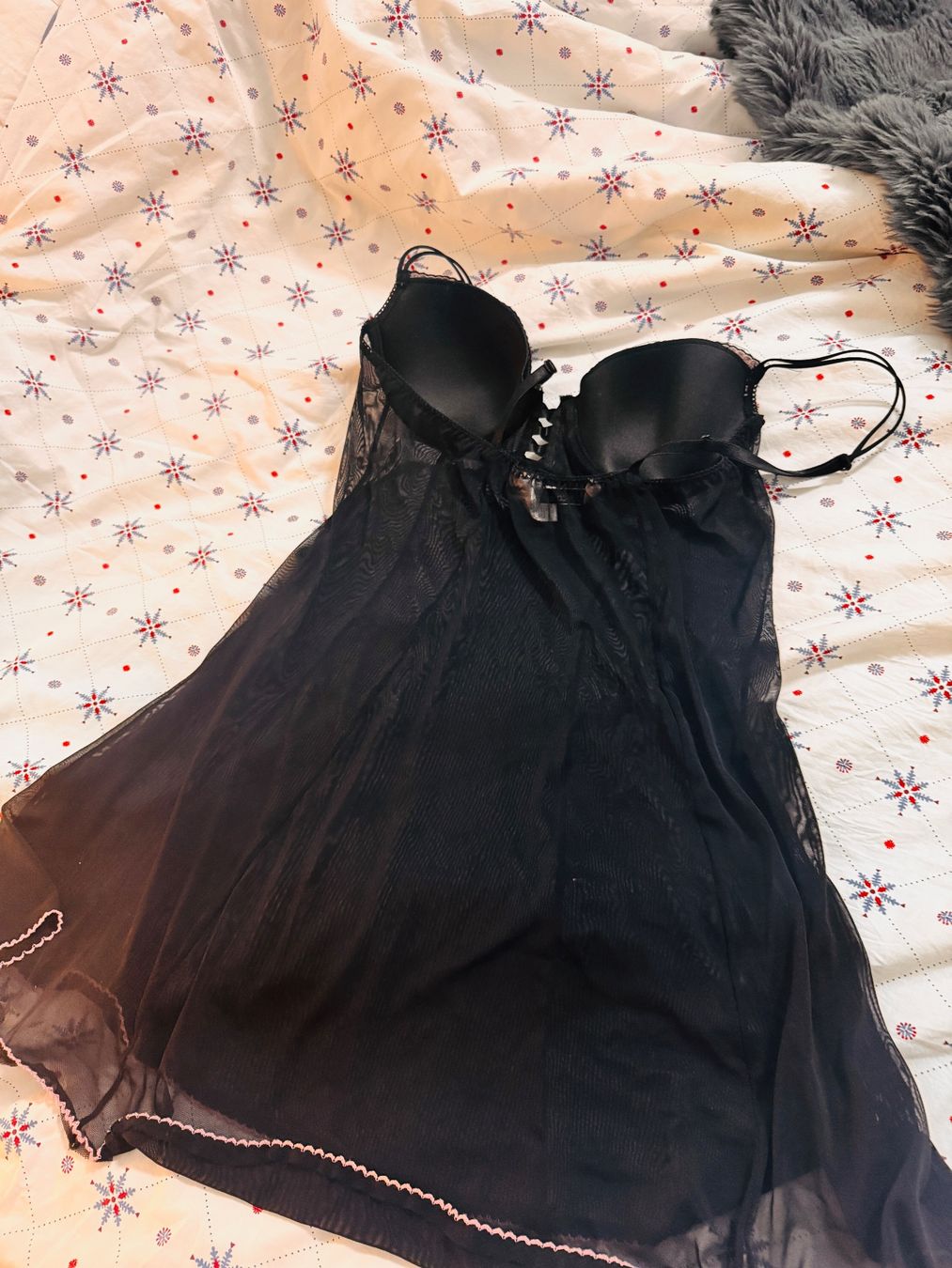 Altra biancheria intima: Lingerie noire délicate, taille L – Usato da Avry-sur-Matran venduto da Anarda 8